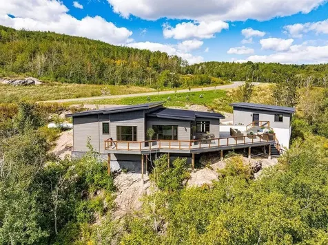 2102 N 40th Avenue W Duluth MN 55811