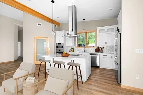 2102 N 40th Avenue W Duluth MN 55811