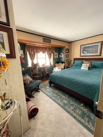 22 Hays Creek Silver Bay MN 55614