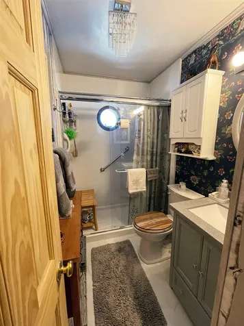 22 Hays Creek Silver Bay MN 55614