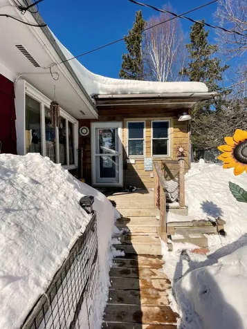 22 Hays Creek Silver Bay MN 55614