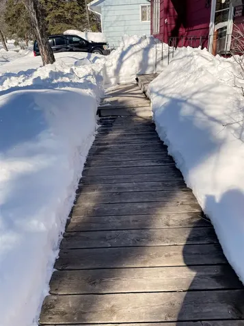 22 Hays Creek Silver Bay MN 55614