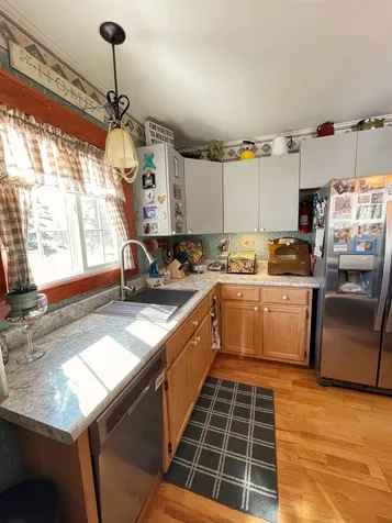 22 Hays Creek Silver Bay MN 55614