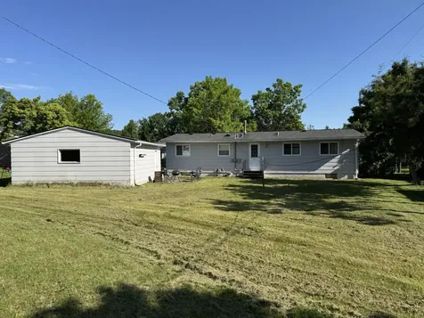 17 Law Drive Silver Bay MN 55614
