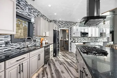 1430 Stoney Point Drive Duluth MN 55804