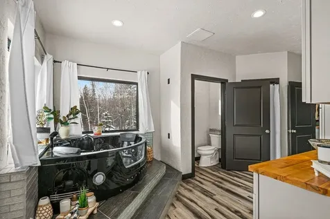 1430 Stoney Point Drive Duluth MN 55804