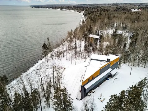 1430 Stoney Point Drive Duluth MN 55804