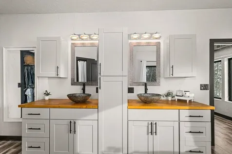 1430 Stoney Point Drive Duluth MN 55804