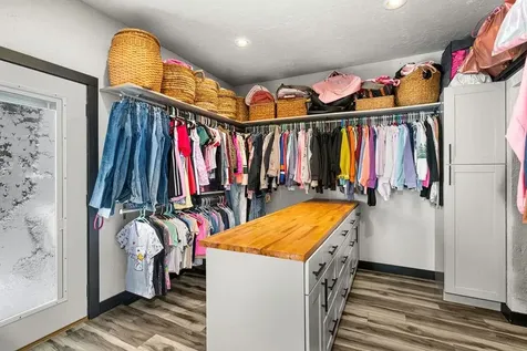 1430 Stoney Point Drive Duluth MN 55804