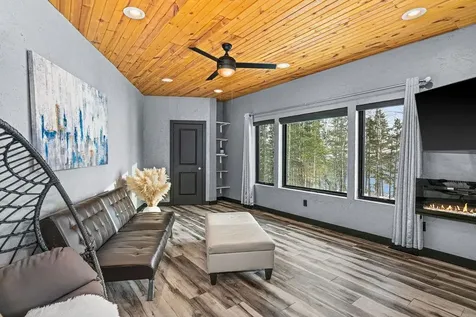 1430 Stoney Point Drive Duluth MN 55804