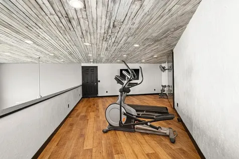 1430 Stoney Point Drive Duluth MN 55804