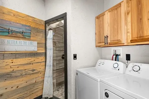 1430 Stoney Point Drive Duluth MN 55804