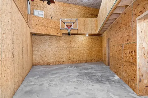 1430 Stoney Point Drive Duluth MN 55804