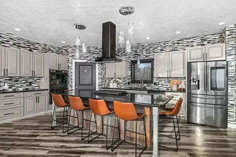 1430 Stoney Point Drive Duluth MN 55804