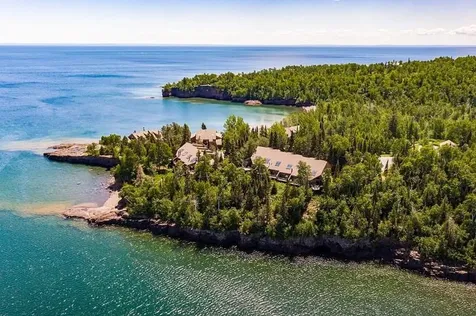 1611 Superior Shores Two Harbors MN 55616