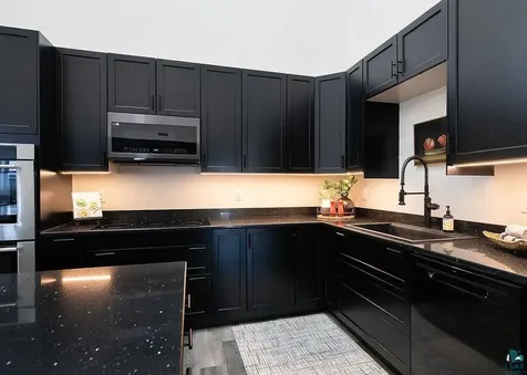 417 Elk Street Duluth MN 55804