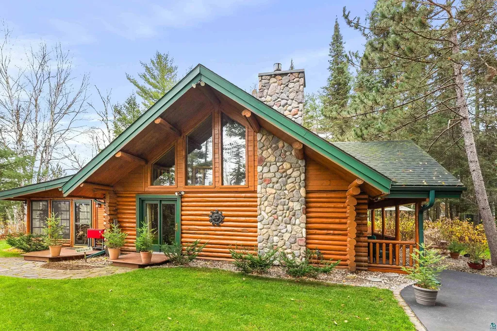3296 N Little Alden Lake Road Duluth MN 55803