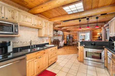3296 N Little Alden Lake Road Duluth MN 55803