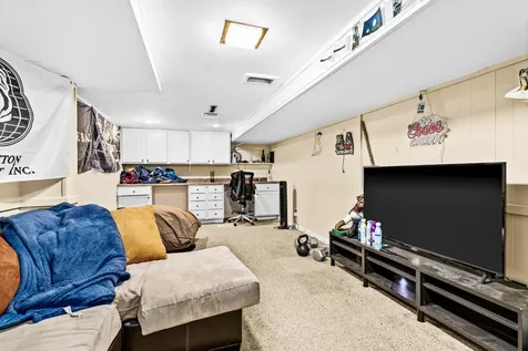 105 Lyons Street Duluth MN 55811