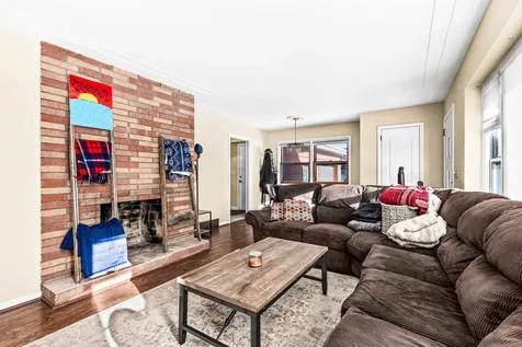 105 Lyons Street Duluth MN 55811