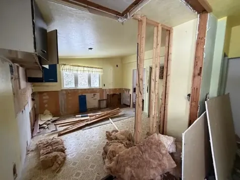 28 Hemlock Creek Babbitt MN 55706