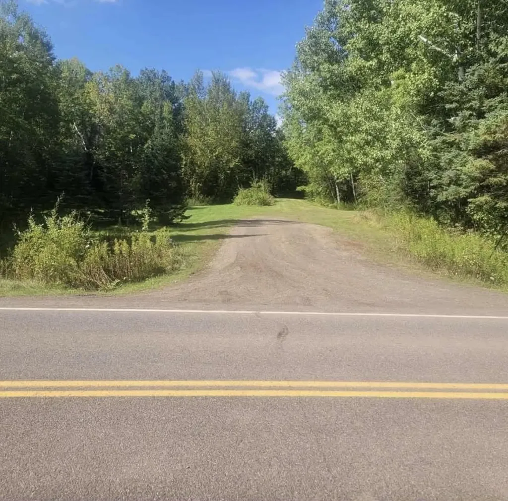 5377 Mcquade Road Duluth MN 55804