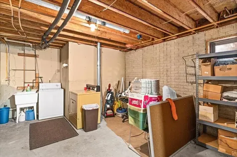 5722 Homestead Road Duluth MN 55804