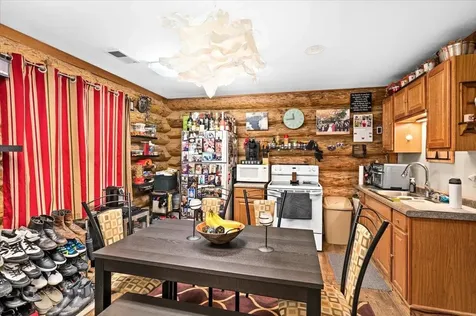 5722 Homestead Road Duluth MN 55804