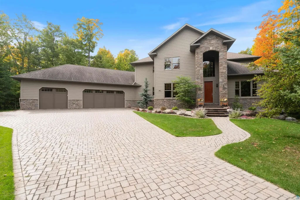 4391 Grouse Ridge Drive Hermantown MN 55811