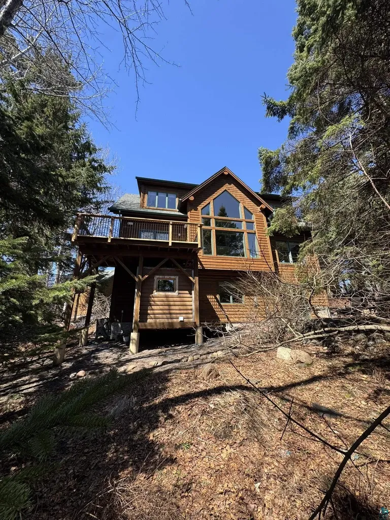 2472 Cliff View Creek Two Harbors MN 55616