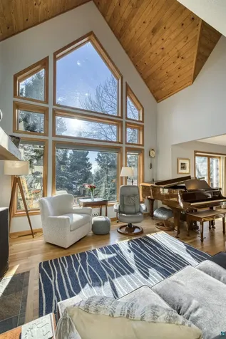 2472 Cliff View Creek Two Harbors MN 55616