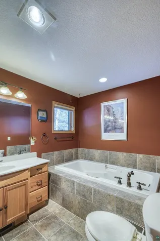 2472 Cliff View Creek Two Harbors MN 55616