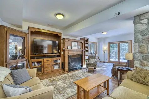 2472 Cliff View Creek Two Harbors MN 55616