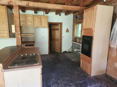 192 W Deeryard Lake Road Lutsen MN 55612