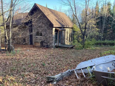 192 W Deeryard Lake Road Lutsen MN 55612