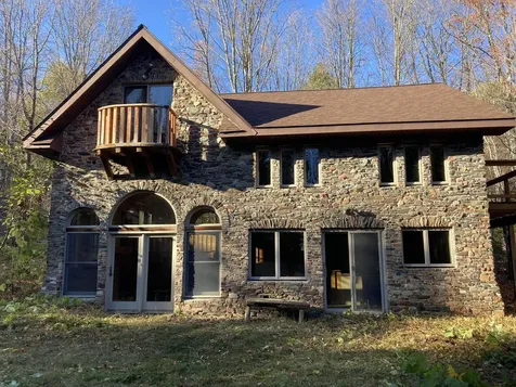 192 W Deeryard Lake Road Lutsen MN 55612