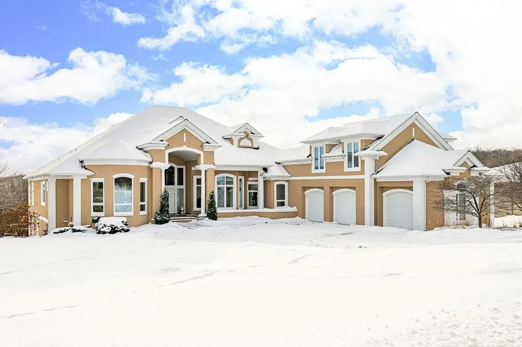 560 Marshall Street Duluth MN 55803