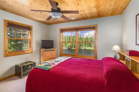 185 Sag Lake Trail Grand Marais MN 55604