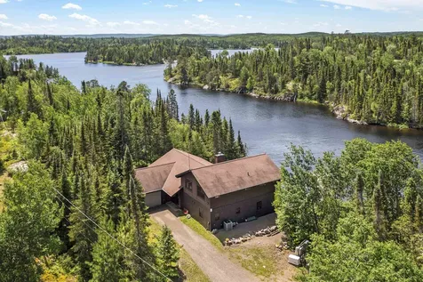 185 Sag Lake Trail Grand Marais MN 55604