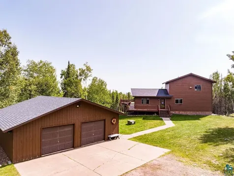 960 Deerview Lane Two Harbors MN 55616