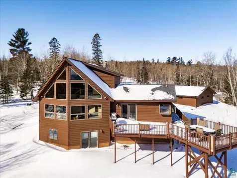 960 Deerview Lane Two Harbors MN 55616