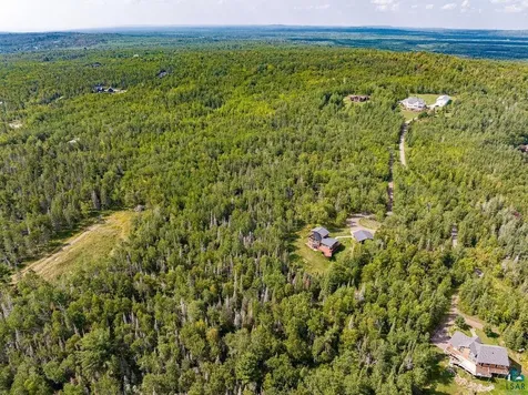 960 Deerview Lane Two Harbors MN 55616