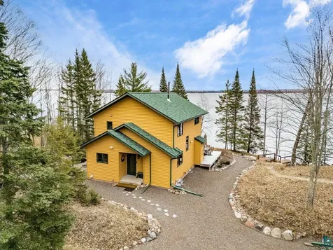 6944 Bear Island Road Duluth MN 55803