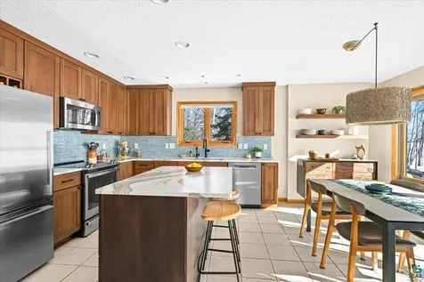 6944 Bear Island Road Duluth MN 55803