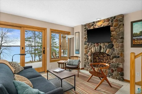 6944 Bear Island Road Duluth MN 55803