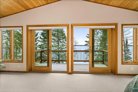 6944 Bear Island Road Duluth MN 55803