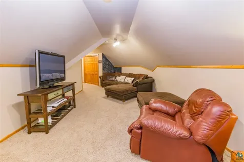 6236 Jean Duluth Road Duluth MN 55803