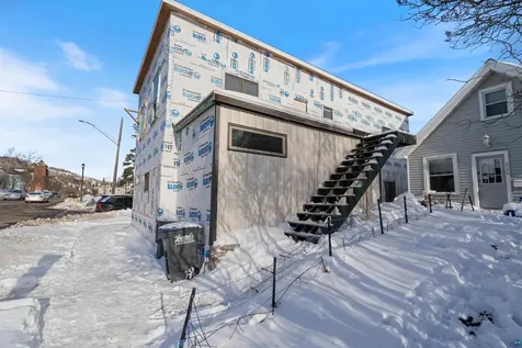 2502 W 3rd Street Duluth MN 55806