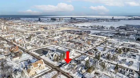 2502 W 3rd Street Duluth MN 55806