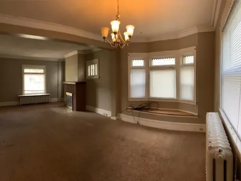 2123 E 4th Street Duluth MN 55812